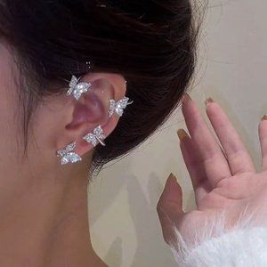 Silver Butterfly 🦋 Earring